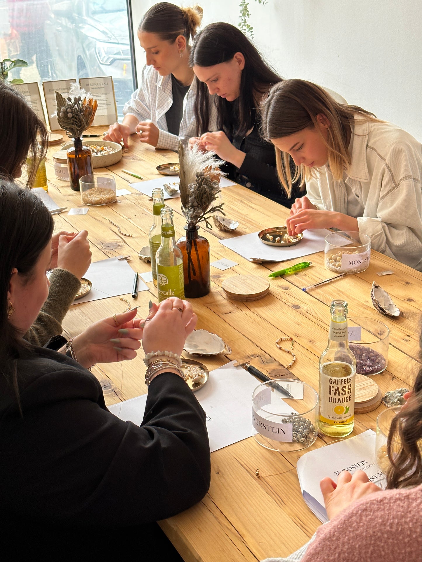 Gems & Wine Delights - Workshop am Do, 22.02.2024