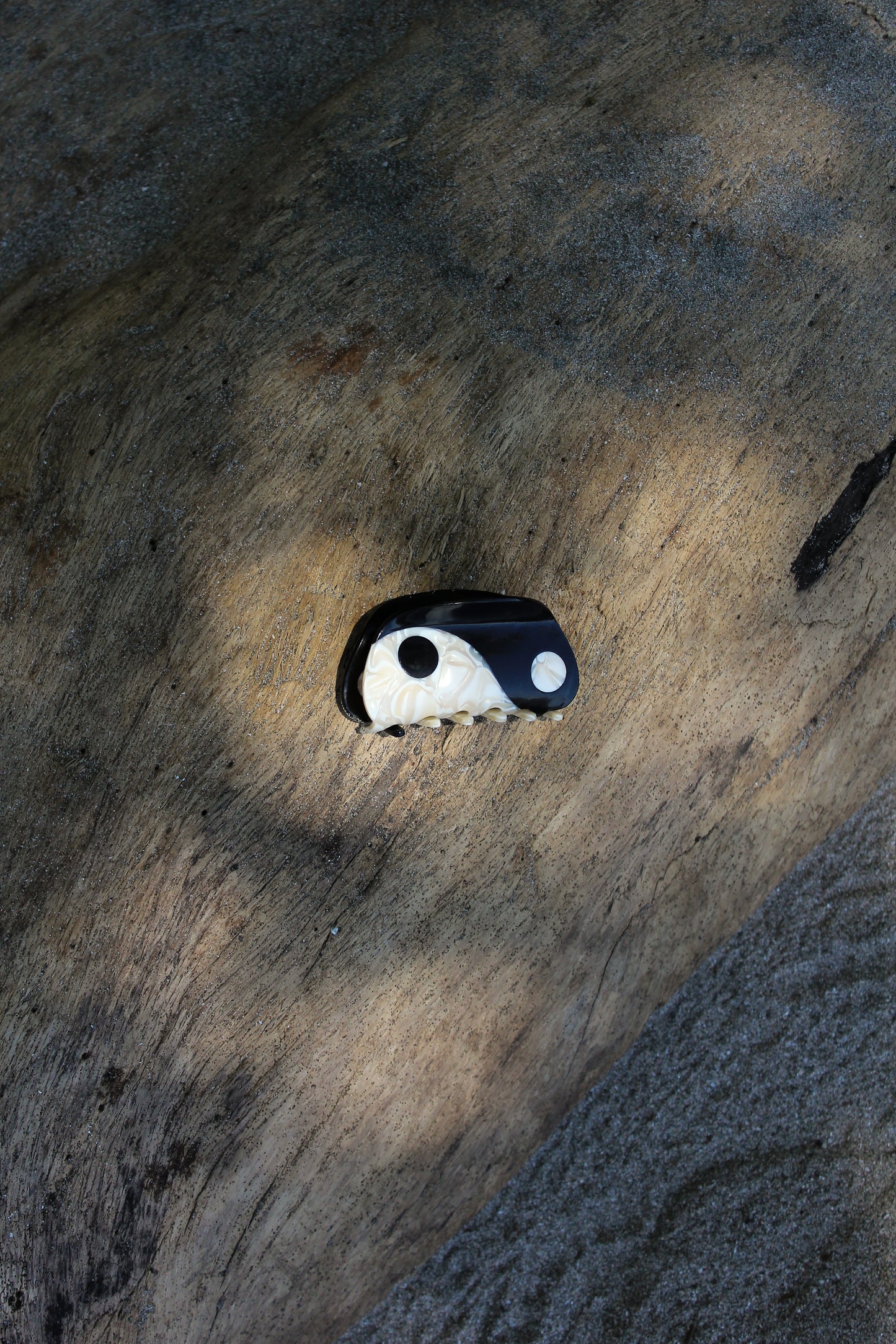 YING und YANG Haarklammer schwarz