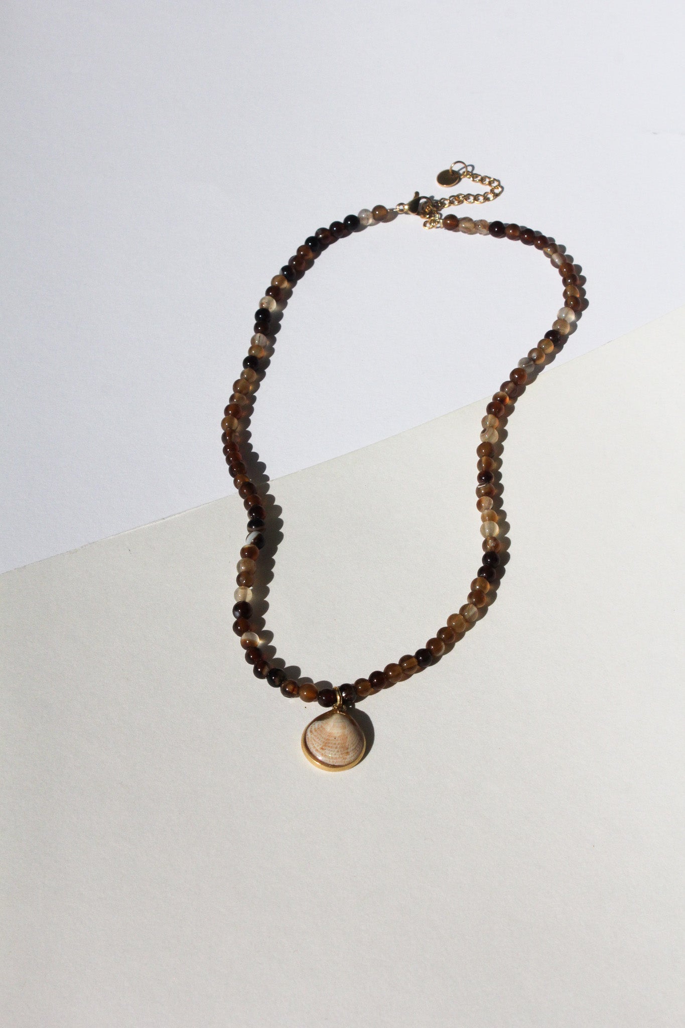 Sardonyx Archat mit Muschel